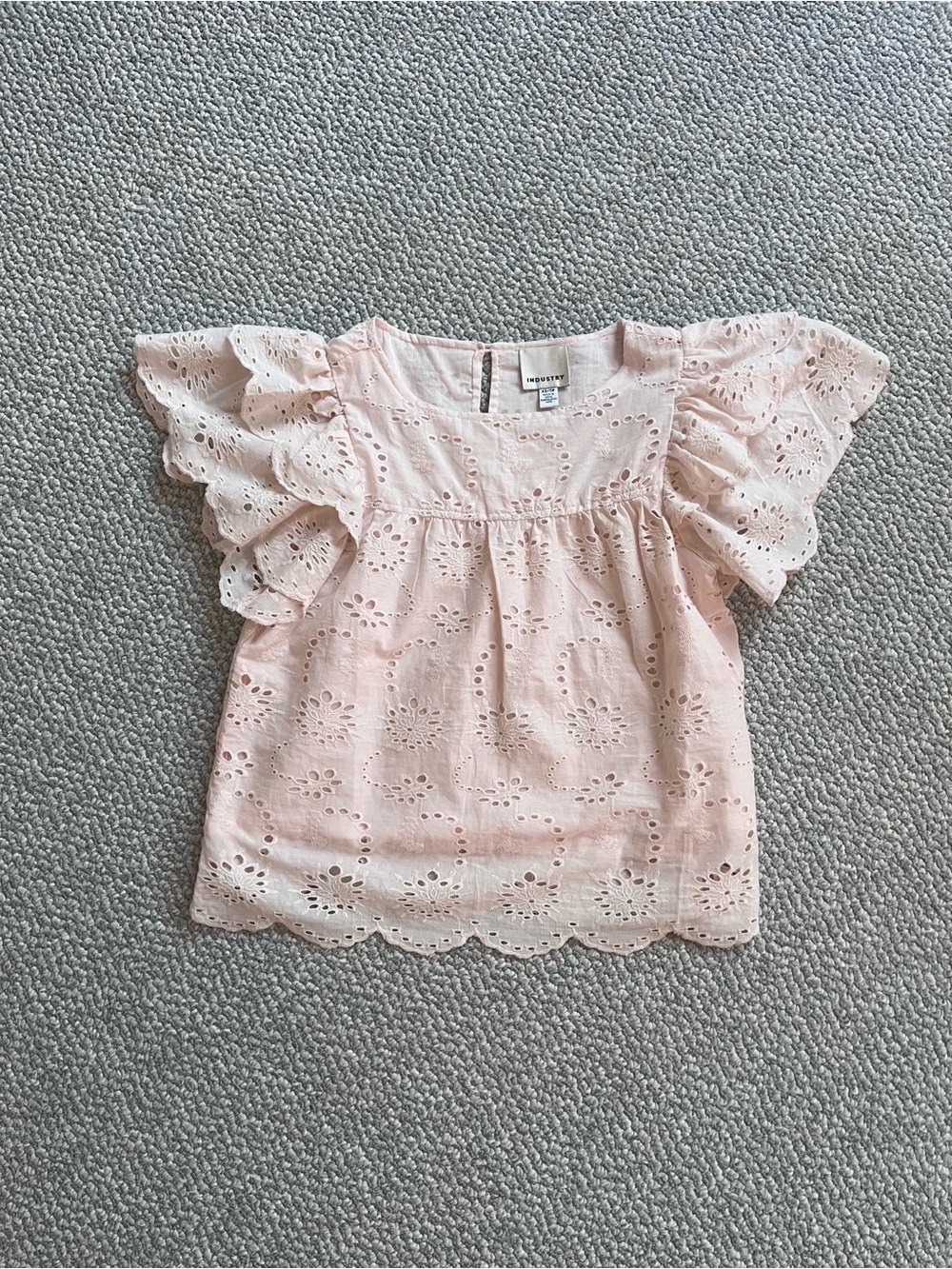 LIKE NEW Industry Women’s Cropped Puffy Short Sleeve Eyelet Top Girly